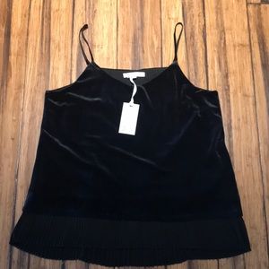 Rose & Olive black velour and pleated top size M